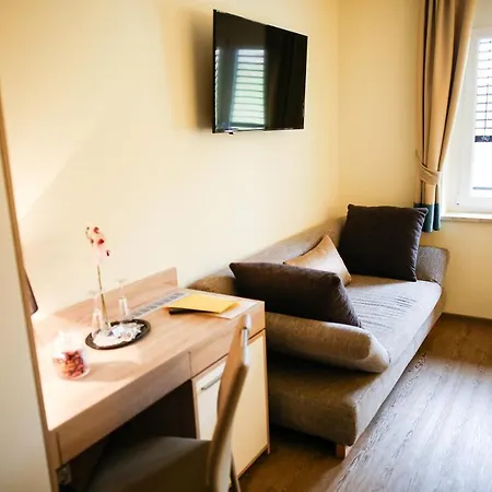 Moj Mir Guest house